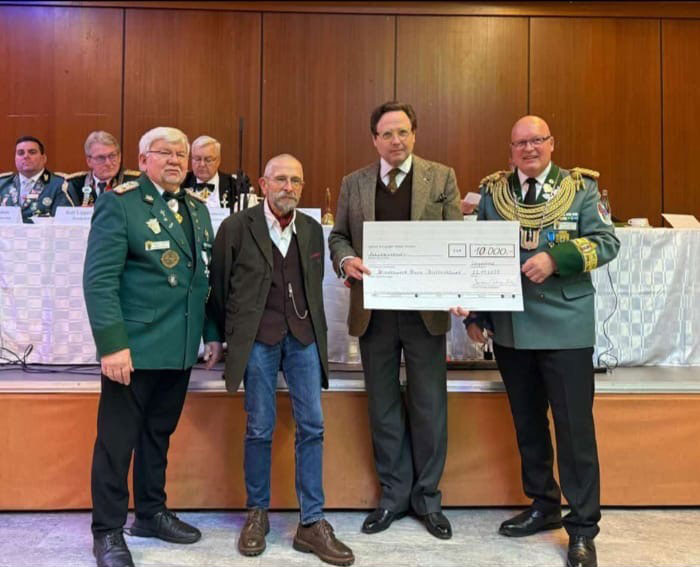 Historischer Deutscher Schützenbund spendet 10.000 Euro